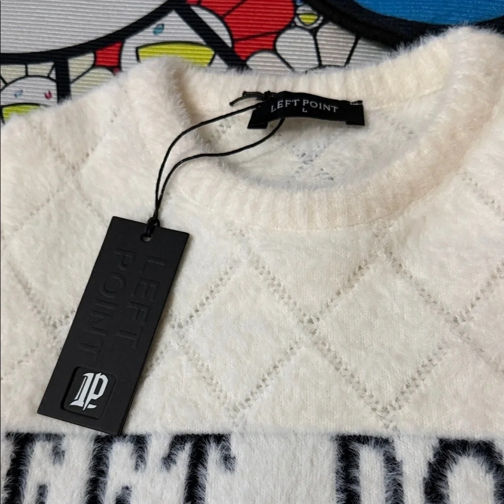 Left Point White Crewneck Sweater Runs Small ( Fits Medium ) - Picture 3 of 11